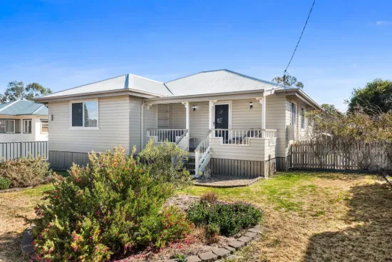 24 Gore Street, Cambooya, Qld 4358