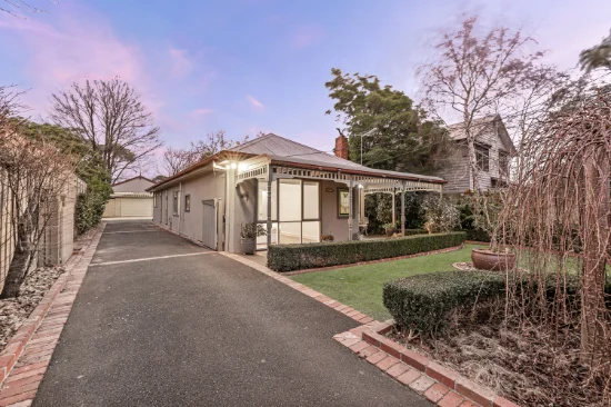 24 Gowrie Ave, Frankston South, Vic 3199