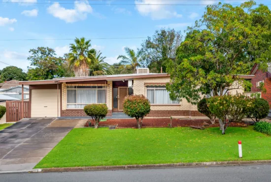 24 Greengate Grove, Hackham, SA 5163