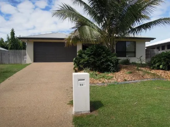 24 Greentree Circuit, Bushland Beach QLD 4818-Image