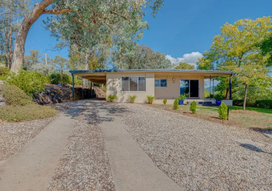 24 Halls Road, Myrtleford, Vic 3737