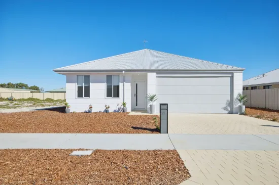 24 HAMELIN AVENUE, Lancelin, WA 6044