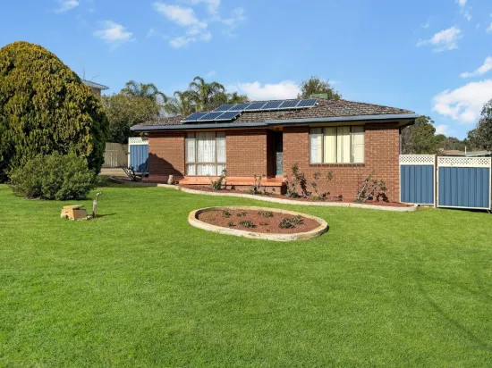 24 Hardy Avenue, Young, NSW 2594