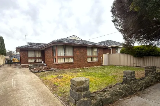 24 Helen Street, St Albans, Vic 3021
