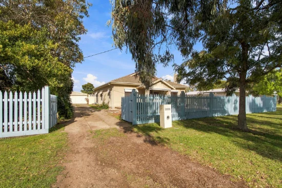 24 Hickeys Road, Wurruk, Vic 3850