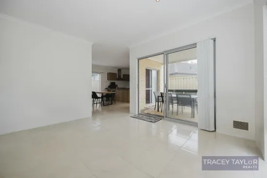 24 Hollyford Parade, Butler, WA 6036-Image