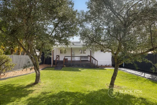 24 Iris Street, Dromana, Vic 3936