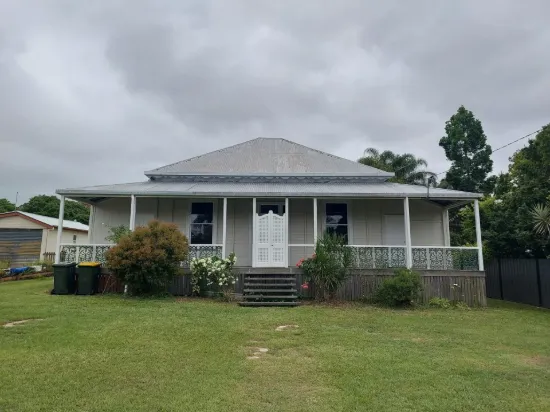 24  John Street, Maryborough, Qld 4650