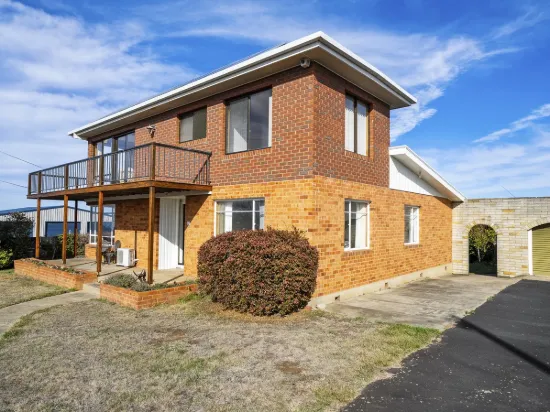 24 Julia Street, Swansea, Tas 7190