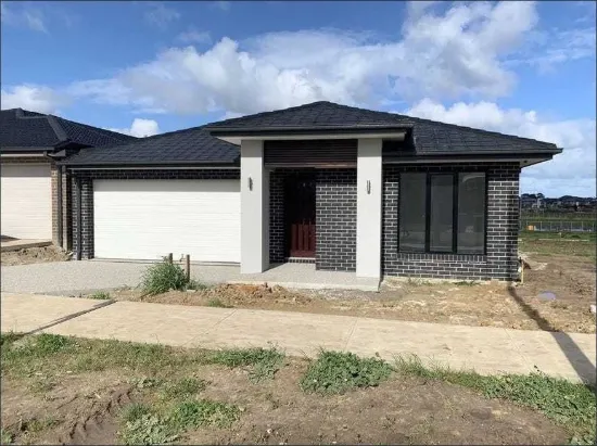 24 Keskadale Way, Clyde North, Vic 3978