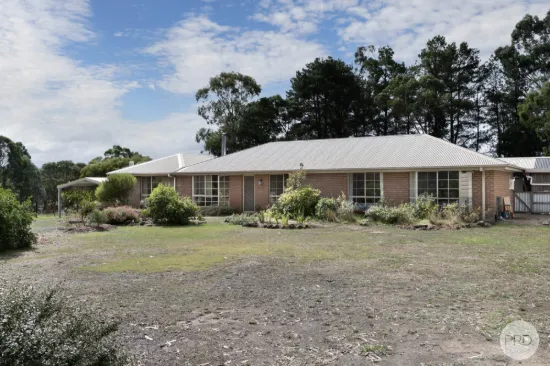 24 Kopkes Road, Bunkers Hill, Vic 3352