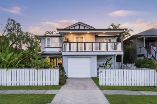 24 Landsdowne Street, Coorparoo, Qld 4151