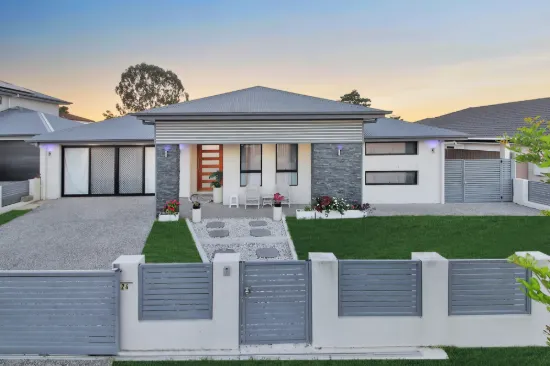 24 Marcus Drive, Regents Park, Qld 4118