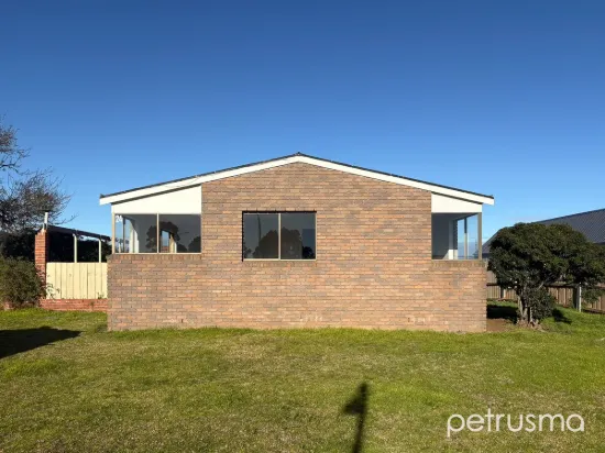 24 Marsh Street, Opossum Bay, Tas 7023