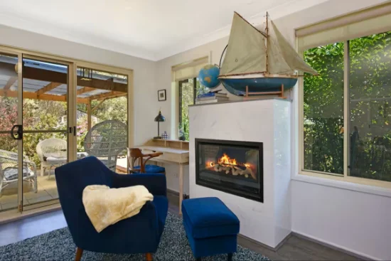 24 McClaren Crescent, Blackheath, NSW 2785 - For Rent