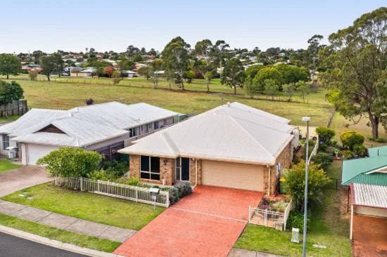 24 Nash Drive, Glenvale, Qld 4350