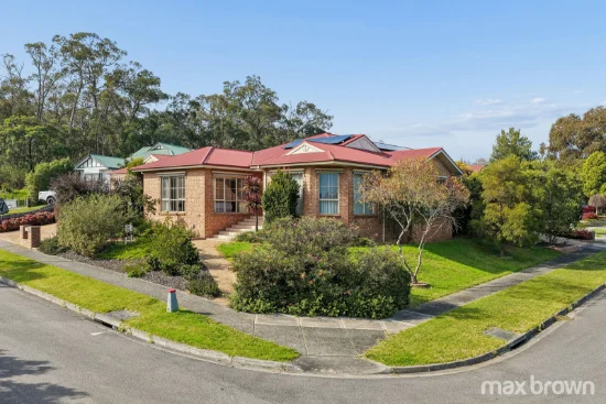 24 Nolan Avenue, Mooroolbark, Vic 3138
