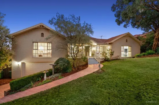 24 Oban Woods, Ringwood North, Vic 3134