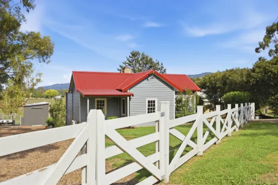 24 Oliver Street, Yarra Glen, Vic 3775