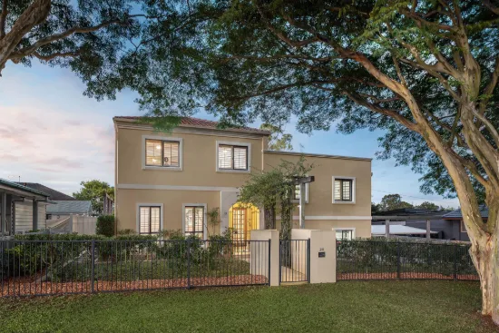 24 Orient Road, Yeronga, Qld 4104
