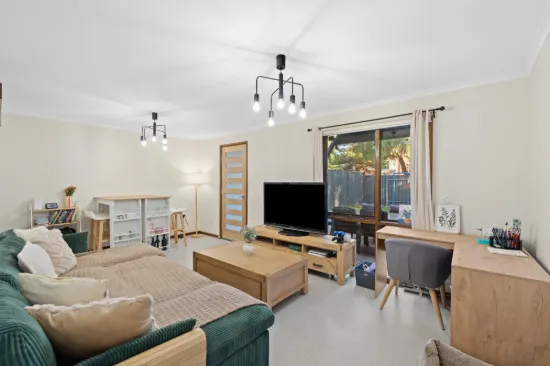 24 Ormiston Court, Taperoo, SA 5017