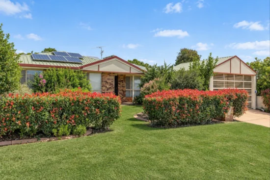 24 Osborne Court, Kearneys Spring, Qld 4350
