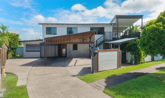 24 Palm Drive, Mooloolaba, Qld 4557