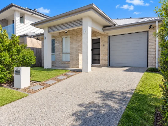 24 Parkview Parade, Ripley, Qld 4306