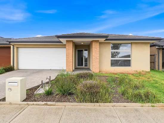 24 Pastille Road, MANOR LAKES VIC 3024 - For Rent