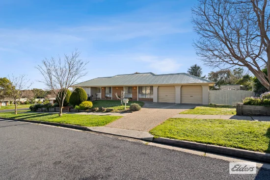 24 Peacock Avenue, West Wodonga, Vic 3690