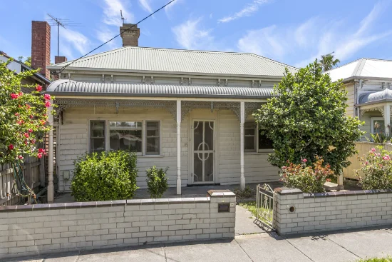 24 Pentland Parade, Seddon, Vic 3011