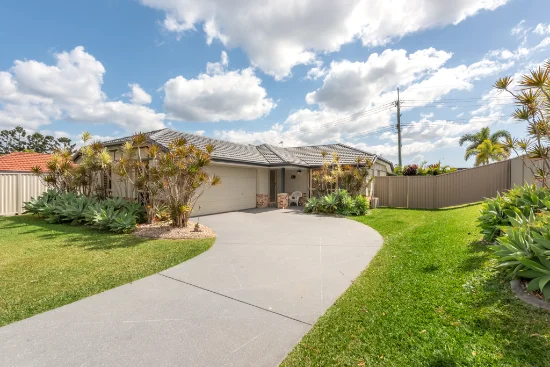 24 Queen Charlotte Court, Mudgeeraba, Qld 4213