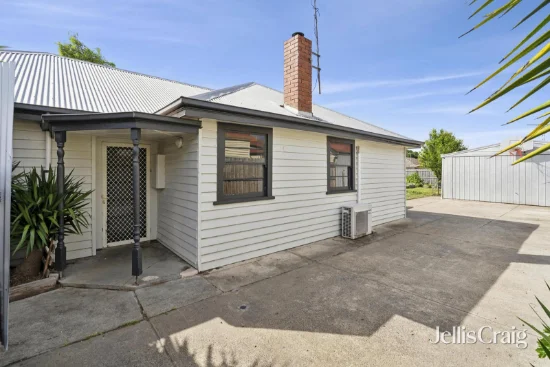 24 Regent Street, Whittington, Vic 3219