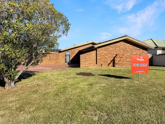 24 Riverine Street, Narrandera, NSW 2700