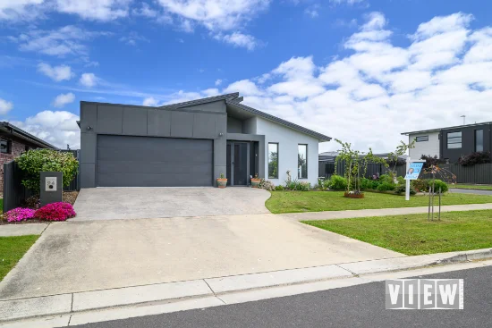 24 Robert Street, Latrobe, Tas 7307
