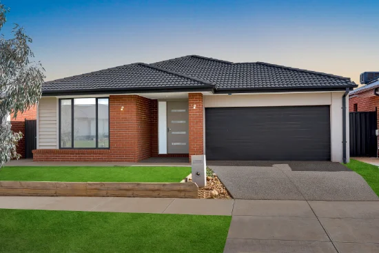24 Saltaire Drive, Strathtulloh, Vic 3338
