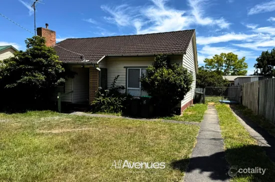 24 Service Rd, Moe, Vic 3825