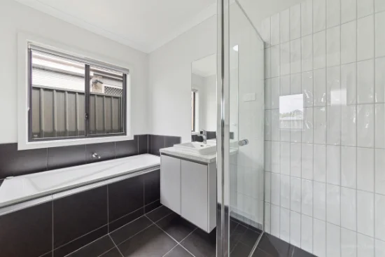 24 Silverstar Street, Pakenham, Vic 3810-Image