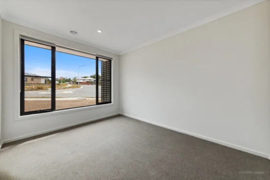 24 Silverstar Street, Pakenham, Vic 3810-Image