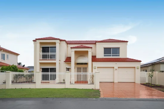 24 Sir Bruce Small Boulevard, Benowa, Qld 4217