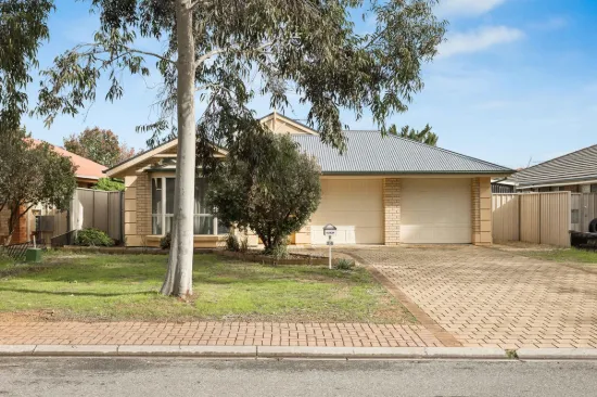 24 Strathaird Boulevard, Smithfield, SA 5114