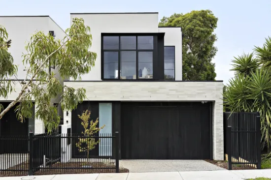 24 Strathaird Street, Strathmore, Vic 3041