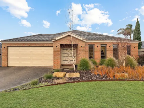 24 Surrey Place, Inverloch, Vic 3996