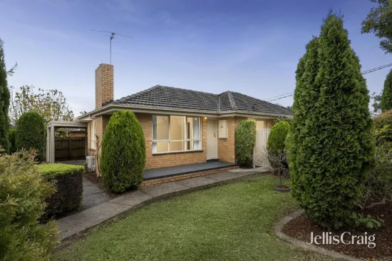 24 Thomas Street, Croydon South, Vic 3136