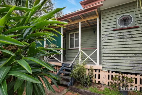 24 Vineyard Street, One Mile, Qld 4305