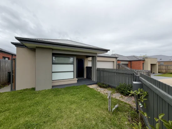 24 Warwarick Court, Leopold, Vic 3224 - For Rent