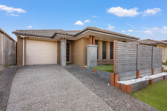 24 Watarrka Avenue, Fitzgibbon QLD 4018-Image
