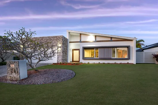 24 Waterside Esplanade, Helensvale, Qld 4212