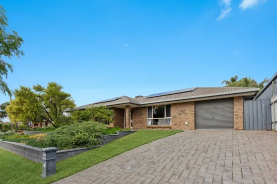 24 Wentworth Street, Moana, SA 5169