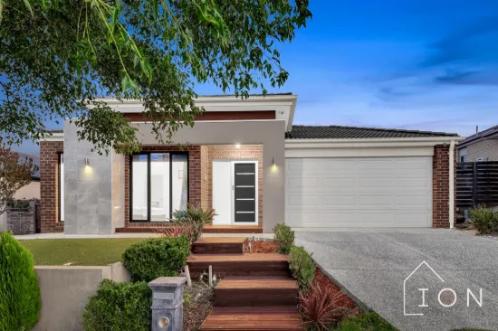 24 Wheelwright Street, Clyde North, Vic 3978
